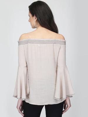 off shoulder bell sleeved top - 16013510 - Standard Image - 3