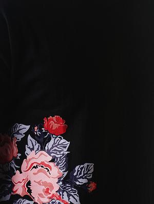 black floral printed t-shirt - 16013651 - Standard Image - 4