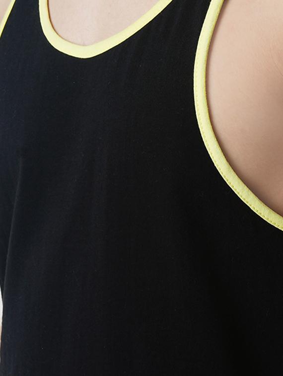 black solid vest - 16013705 - Zoom Image - 4