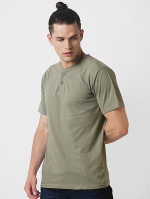olive green solid t-shirt - 16013714 - Standard Image - 2