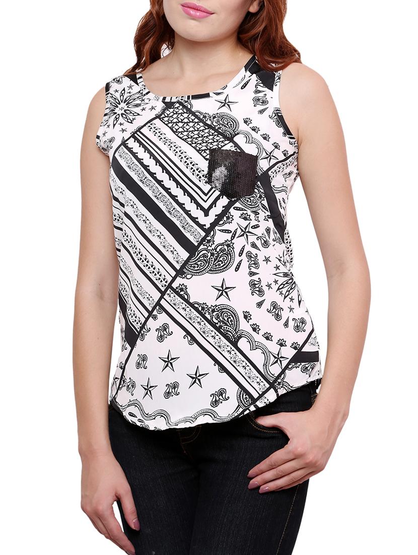 sequined pocket patch curved hem top - 16013843 - Zoom Image - 1