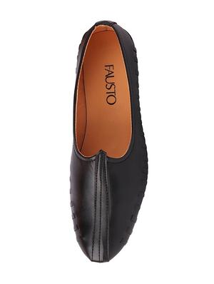 black leatherette slip on jutis - 16015687 - Standard Image - 4