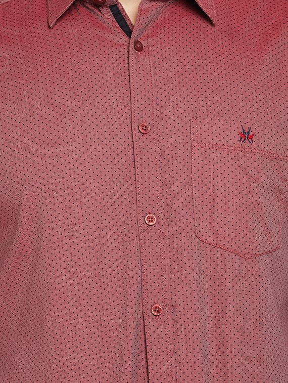 maroon polka dotted casual shirt - 16015966 - Zoom Image - 4