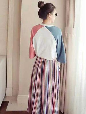 cut out neck color block top - 16017613 - Standard Image - 2