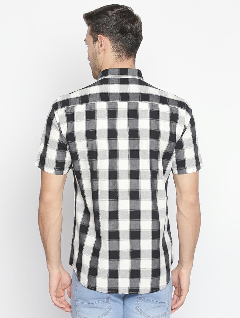 black checkered casual shirt - 16021499 - Zoom Image - 3