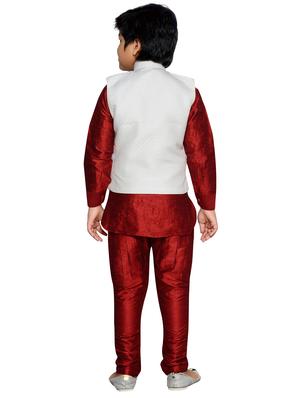 red silk blend kurta set with nehru jacket - 16045821 - Standard Image - 3