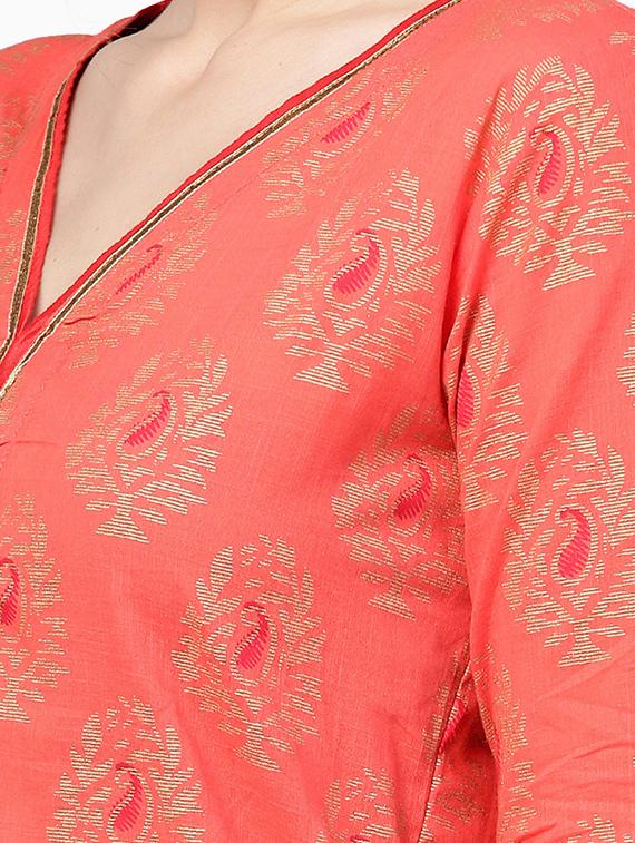 block print kurta with checkered sharara set - 16053455 - Zoom Image - 4