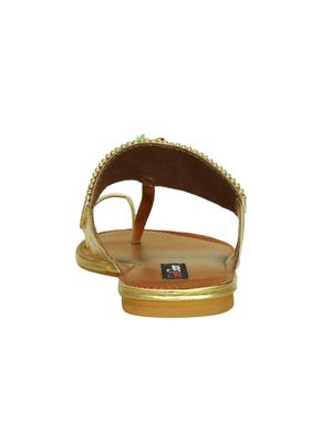 gold synthetic ethnic kolhapuris - 16054304 - Standard Image - 3