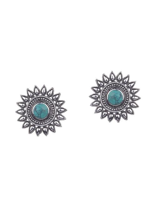 green brass studs earring - 16060012 - Standard Image - 1