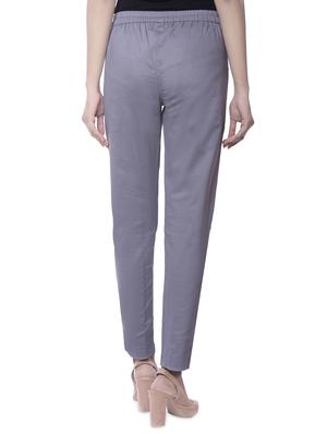 elastic waist pleated trouser - 16063775 - Standard Image - 3