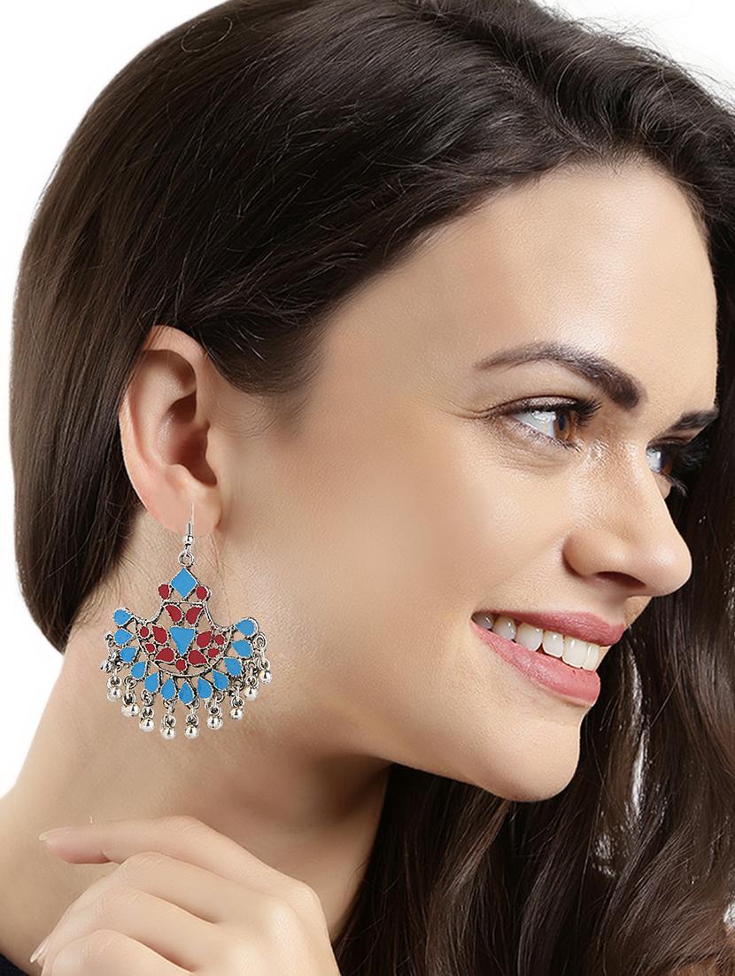 black metal chandellier earring - 16066910 - Zoom Image - 3