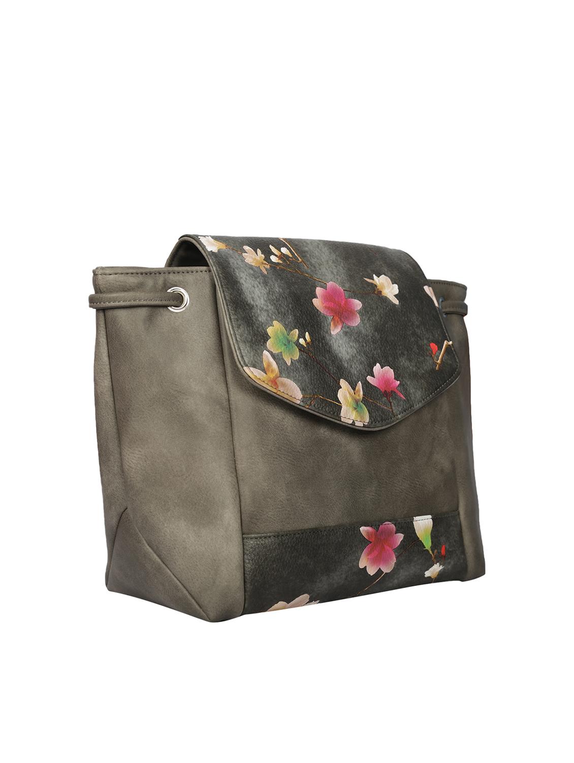 grey leatherette (pu) regular handbag - 16078158 - Zoom Image - 4