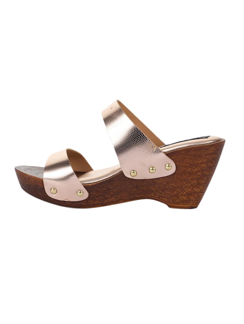pink slip on wedges - 16078667 - Zoom Image - 2