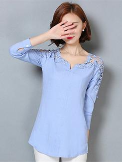 notch neck lace detail top - 16080888 - Very Small Image - 1