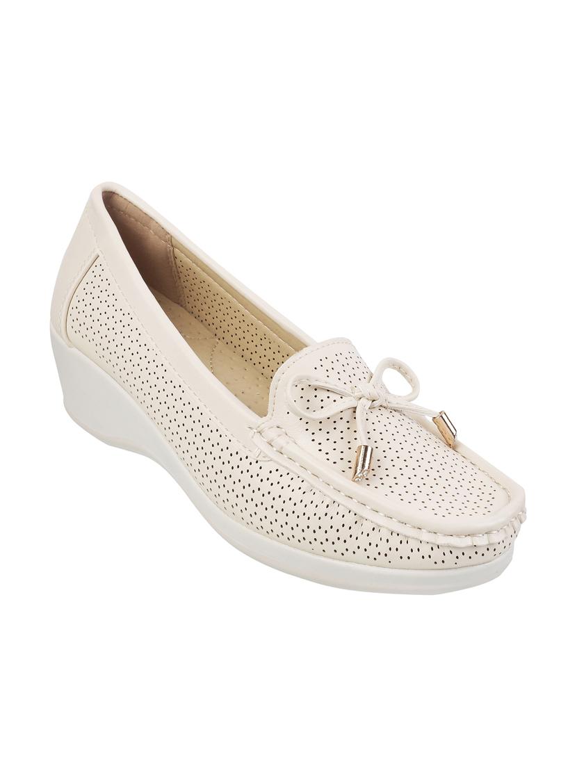 beige slip on wedges - 16083003 - Zoom Image - 1