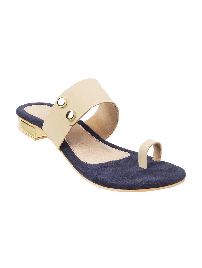 tan one toe sandals - 16083232 - Zoom Image - 1