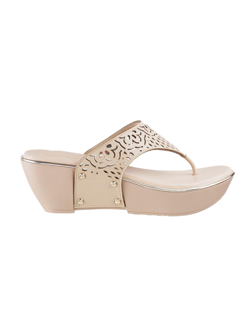 beige toe separator wedges - 16083964 - Zoom Image - 2