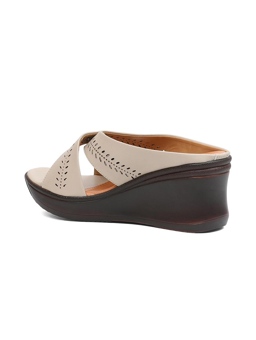 beige platforms wedges - 16092448 - Zoom Image - 3