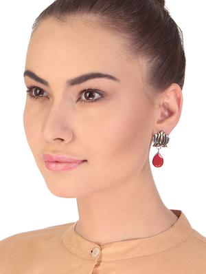 red metal drop earring - 16100743 - Standard Image - 3