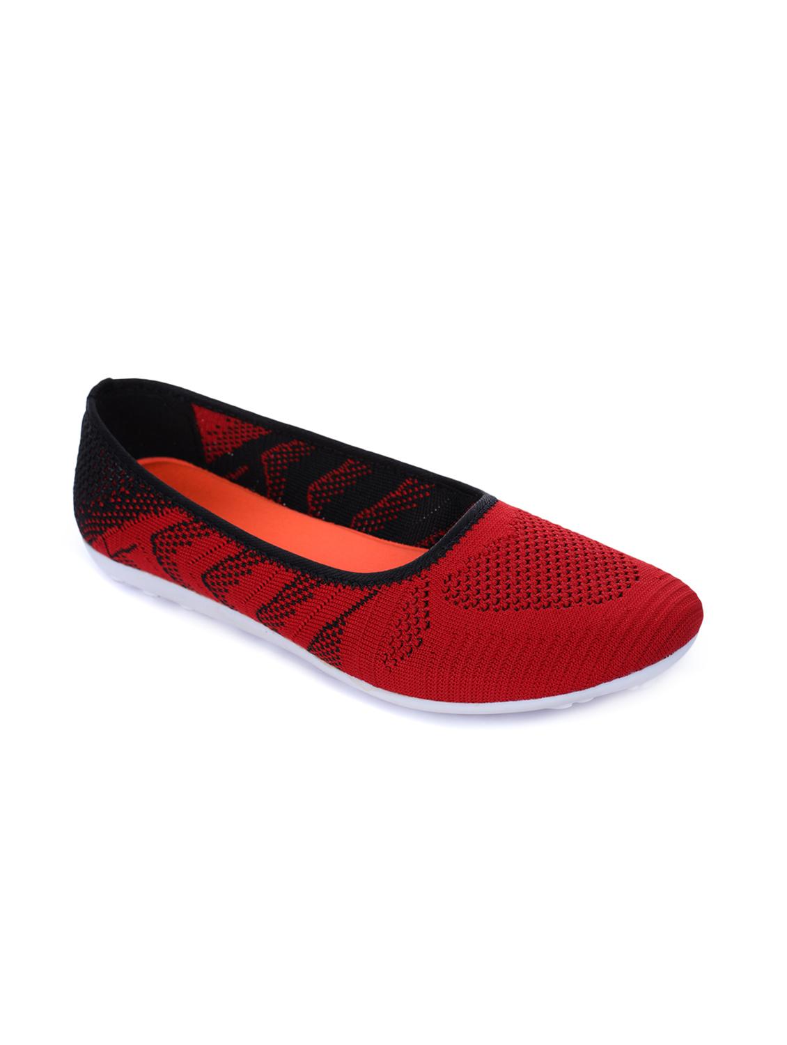 red slip on casual shoes - 16103474 - Zoom Image - 1