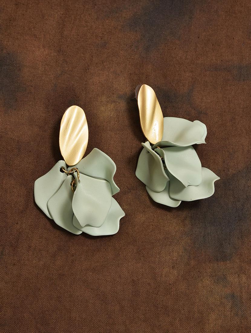 green metal drop earring - 16108203 - Zoom Image - 1