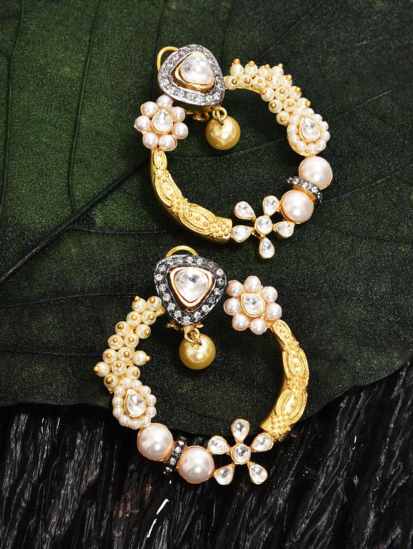 gold copper studs earring - 16108235 - Zoom Image - 1