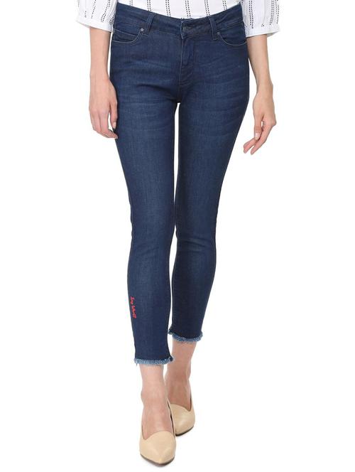 frayed hem cropped jeans - 16108664 - Standard Image - 1