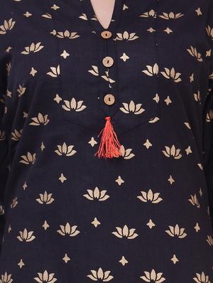 foil printed straight kurta - 16112748 - Standard Image - 4