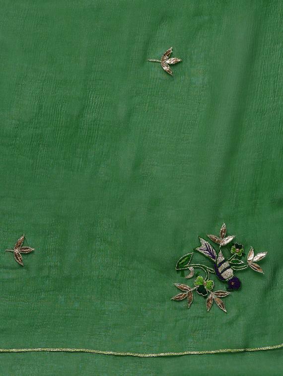 bottle green gota patti saree with blouse - 16120157 - Zoom Image - 4