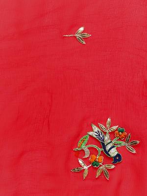 red gota patti saree with blouse - 16120158 - Standard Image - 4