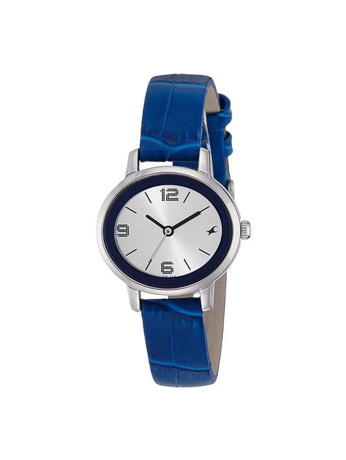 leather strap analog watch -6107sl01 - 16136973 - Standard Image - 1