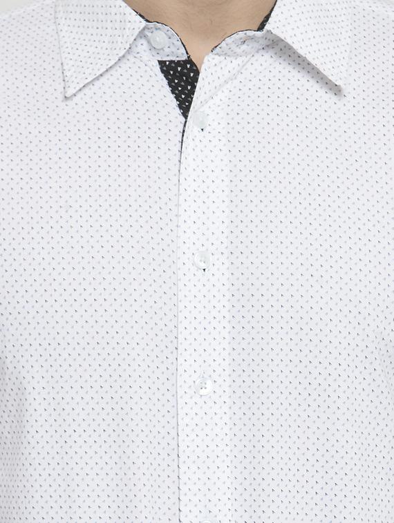 white printed casual shirt - 16138952 - Zoom Image - 4