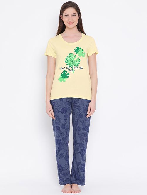 graphic print nightwear set - 16157433 - Standard Image - 1