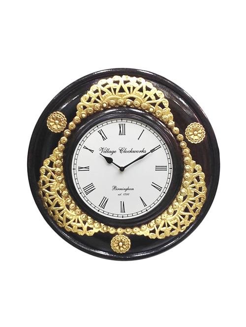 analog wall clock - 16169166 - Standard Image - 1