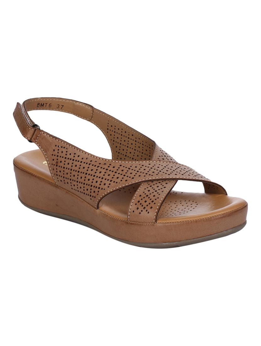 tan flat forms sandals - 16190547 - Zoom Image - 1