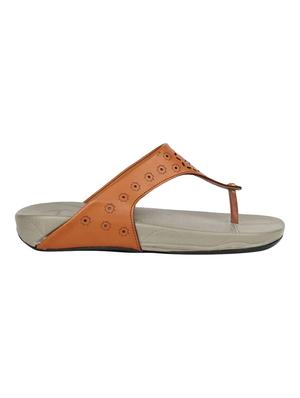 tan toe separator sandals - 16190611 - Standard Image - 2