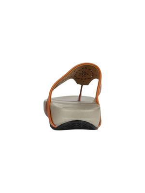 tan toe separator sandals - 16190611 - Standard Image - 3