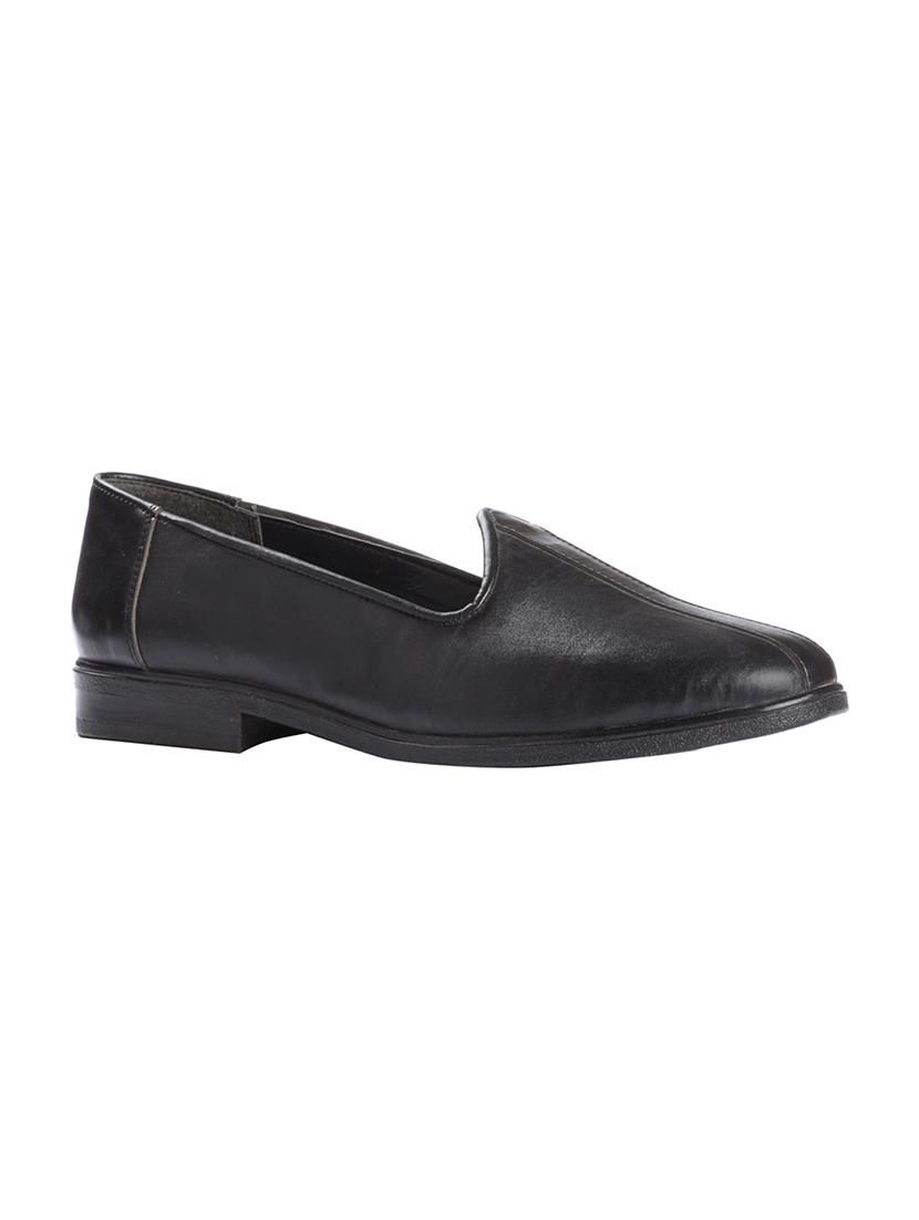 black leatherette slip on jutis - 16190802 - Zoom Image - 1