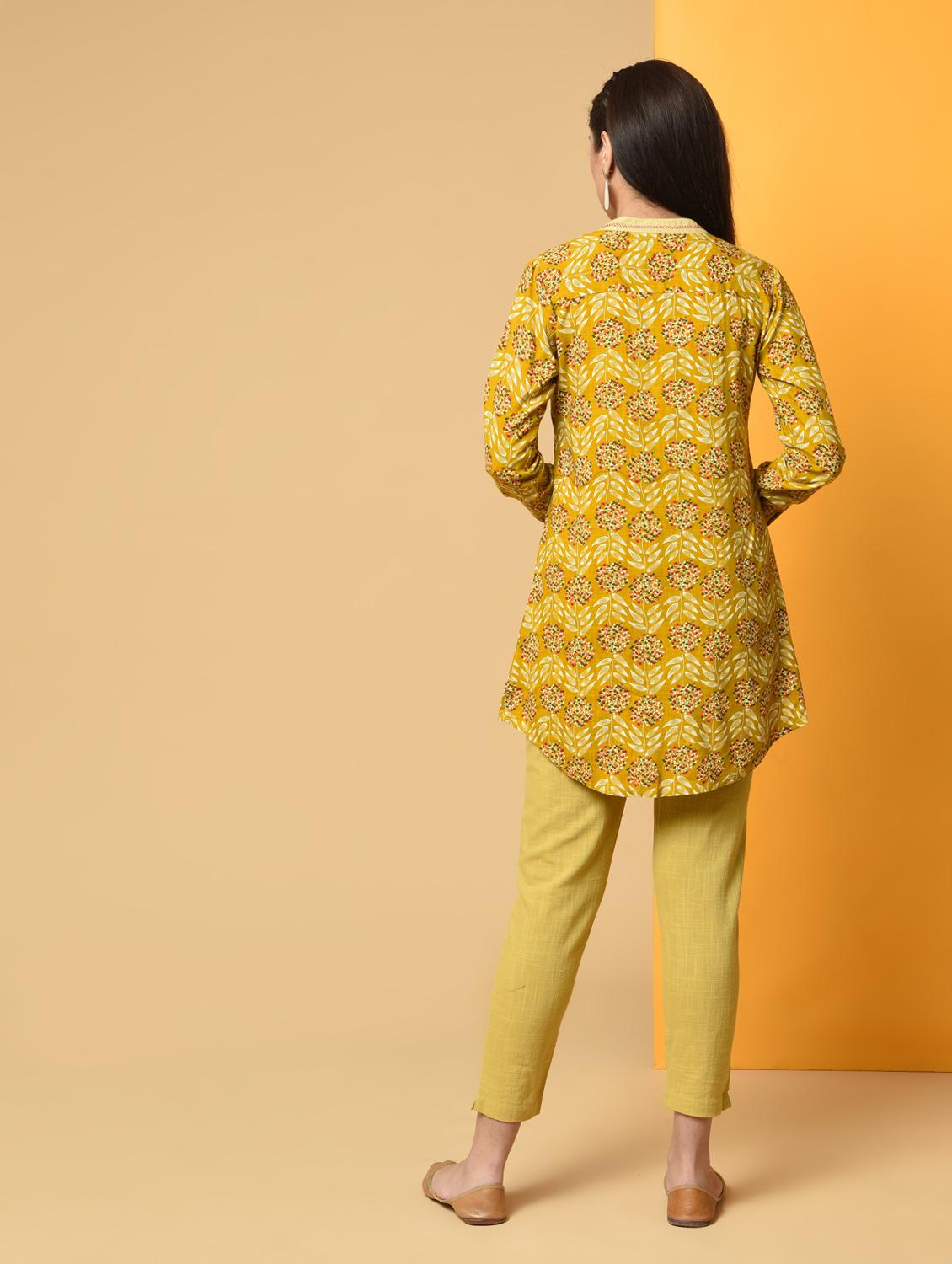 printed patch pocket a-line kurta with pant set - 16192995 - Zoom Image - 4