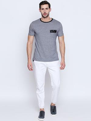 grey solid pocket t-shirt - 16194984 - Standard Image - 4