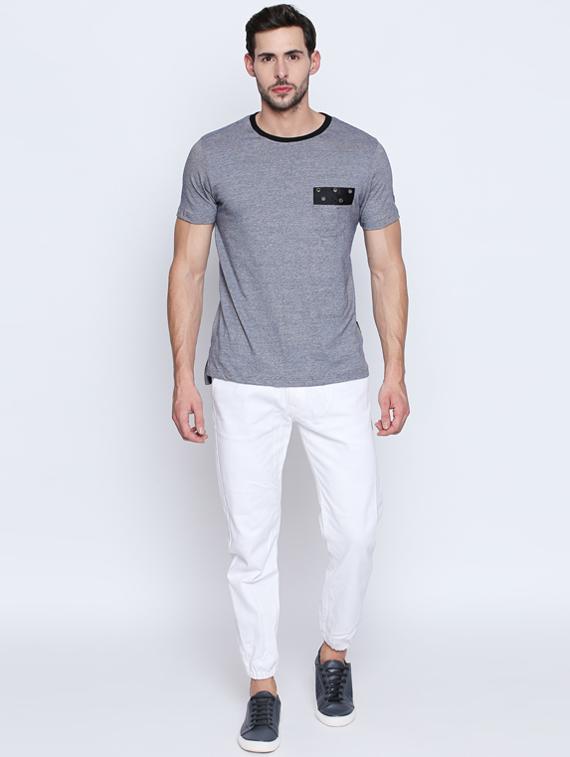 grey solid pocket t-shirt - 16194984 - Zoom Image - 4