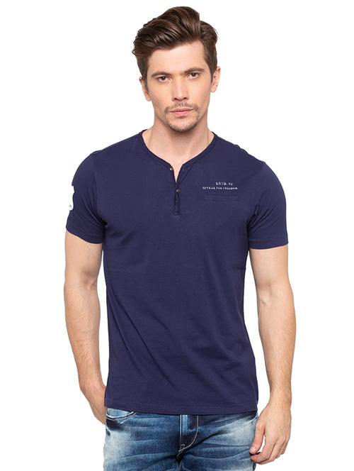 blue solid pocket tshirt - 16195896 - Standard Image - 1