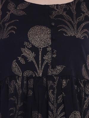 foil printed high slit kurta - 16199887 - Standard Image - 4