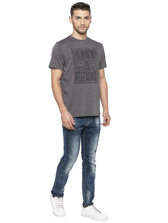 grey geometric chest print t-shirt - 16201633 - Zoom Image - 4