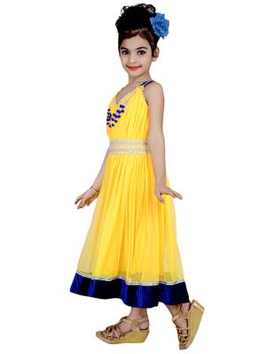 yellow solid gown - 16203328 - Standard Image - 2