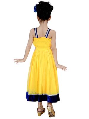yellow solid gown - 16203328 - Standard Image - 3
