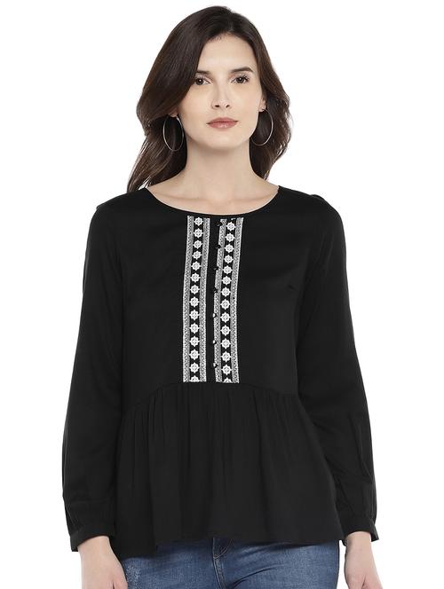 button detail embroidered gathered top - 16215351 - Very Small Image - 1