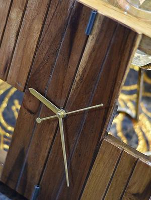 wooden teak strips antique rectangular and strips with lacquered polish wall clock - 16222161 - Standard Image - 4