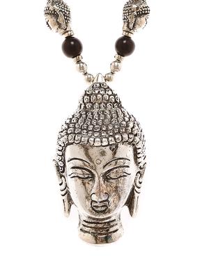 silver metal necklace - 16234669 - Standard Image - 3