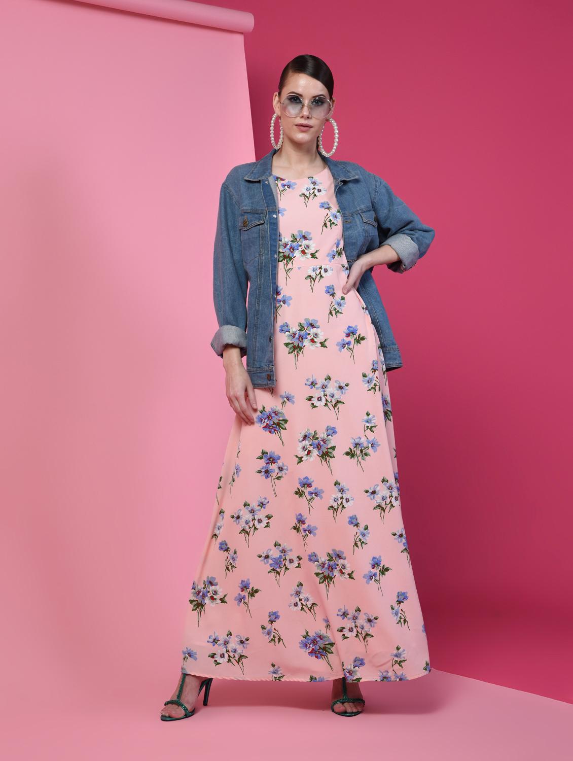 round neck floral maxi dress - 16235159 - Zoom Image - 1